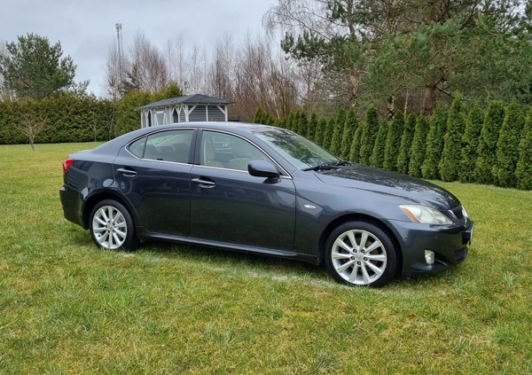 Lexus IS cena 27900 przebieg: 211508, rok produkcji 2007 z Bytów małe 781